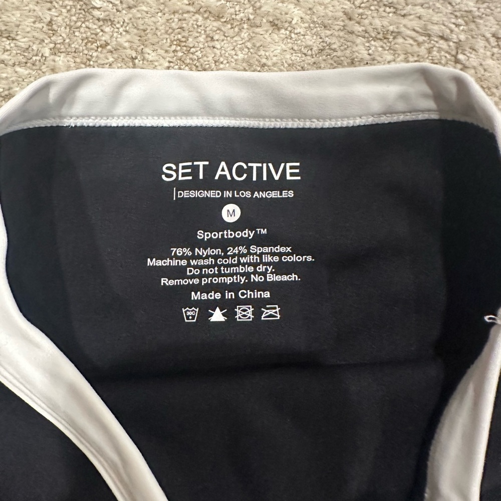 Set Active Sportbody Bike Shorts - Contrast in 
medium - Picture 5 of 5
